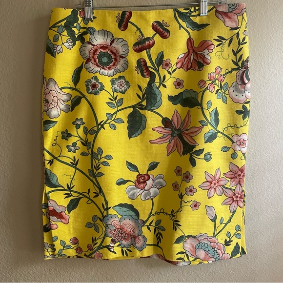 LOFT Yellow Floral Skirt Size 14 - Picture 4 of 7